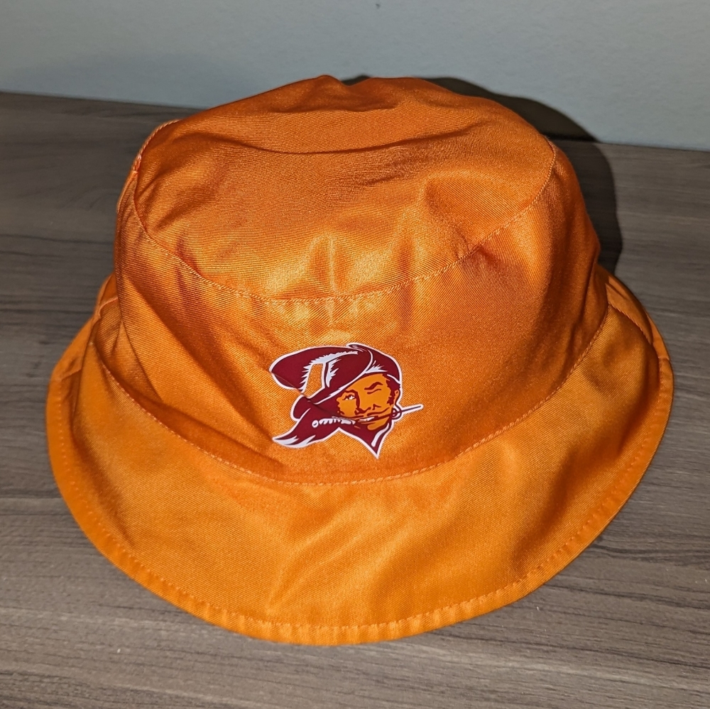 Tampa Bay Buccaneers Bucket Hat